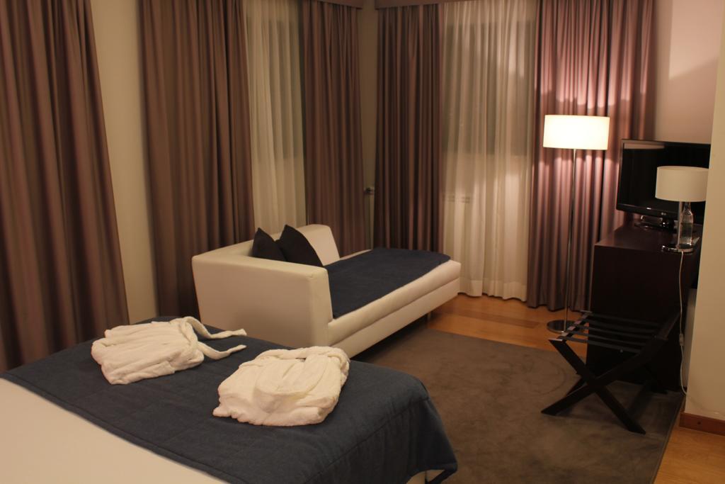 אגיאר דה ביירה Quinta De Santo Estevao Hotel Rural חדר תמונה